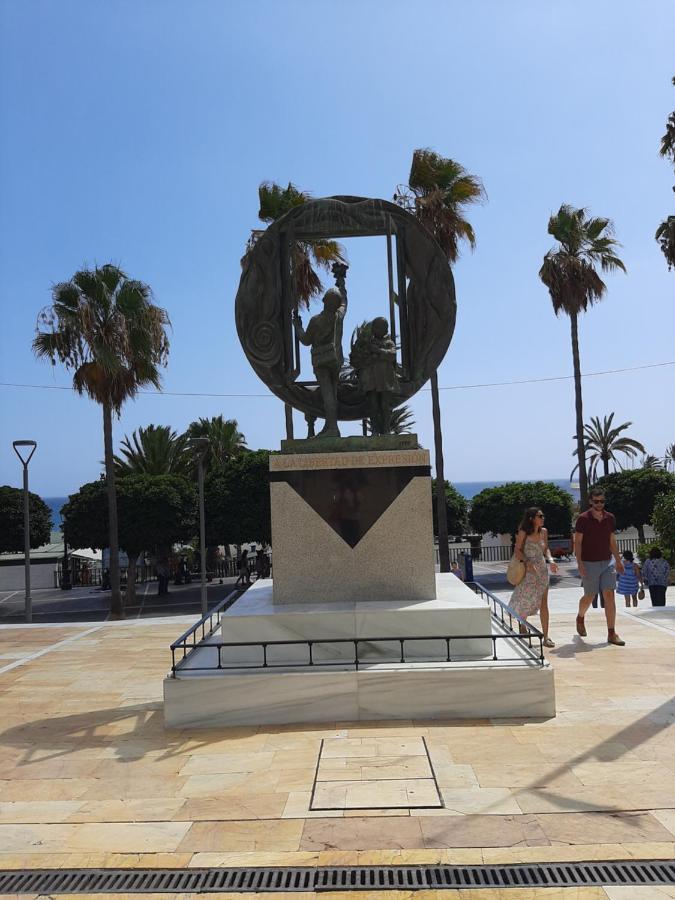 Apartamento En Primera Linea De Playa B Centro De Marbella Eksteriør bilde